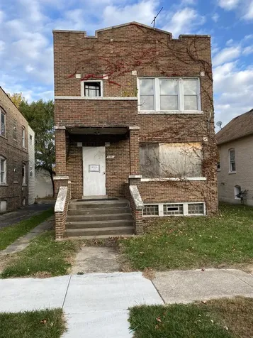 506 157TH Street Calumet City IL 60409