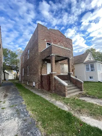 506 157TH Street Calumet City IL 60409