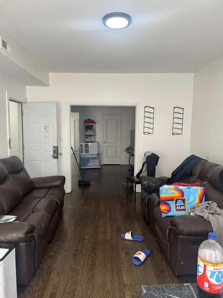 7236 South Vernon Avenue Chicago IL 60619