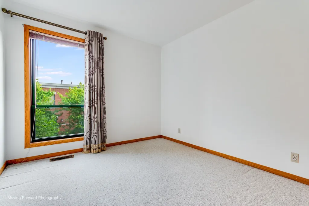 614 South Laflin Street Chicago IL 60607