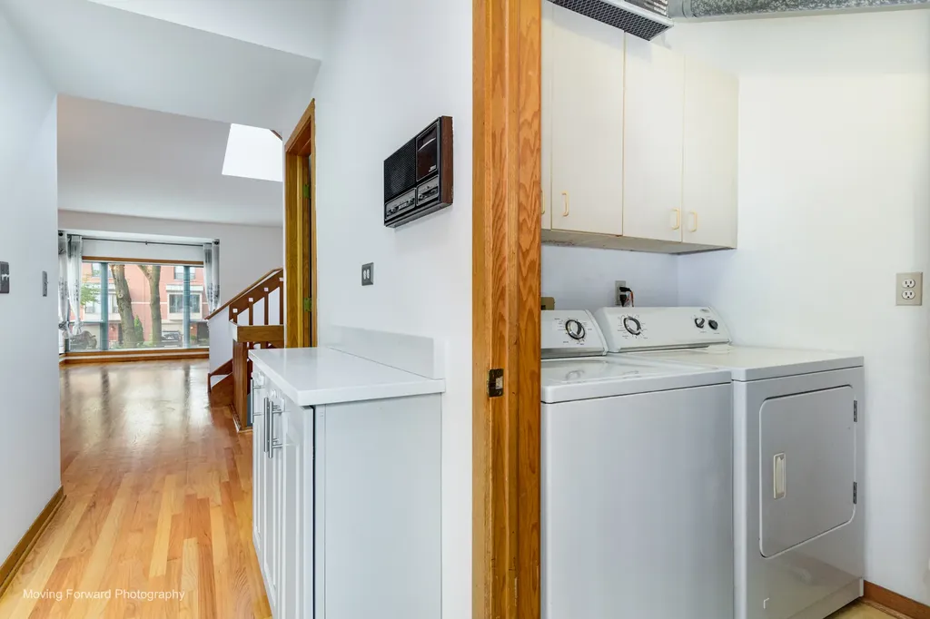 614 South Laflin Street Chicago IL 60607