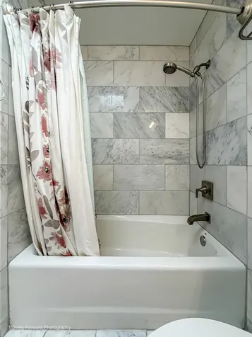 614 South Laflin Street Chicago IL 60607