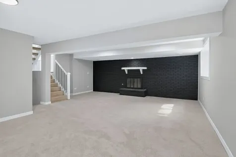 216 West Kimbell Avenue Elmhurst IL 60126