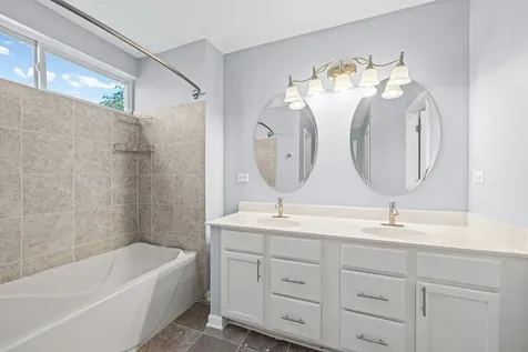 931 Taralon Trail Lake In The Hills IL 60156
