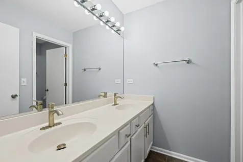 931 Taralon Trail Lake In The Hills IL 60156
