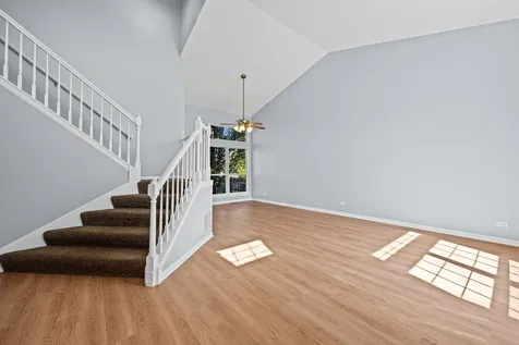 931 Taralon Trail Lake In The Hills IL 60156