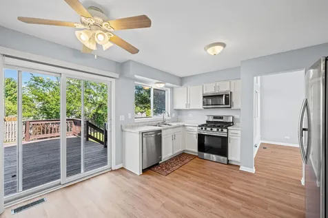 931 Taralon Trail Lake In The Hills IL 60156