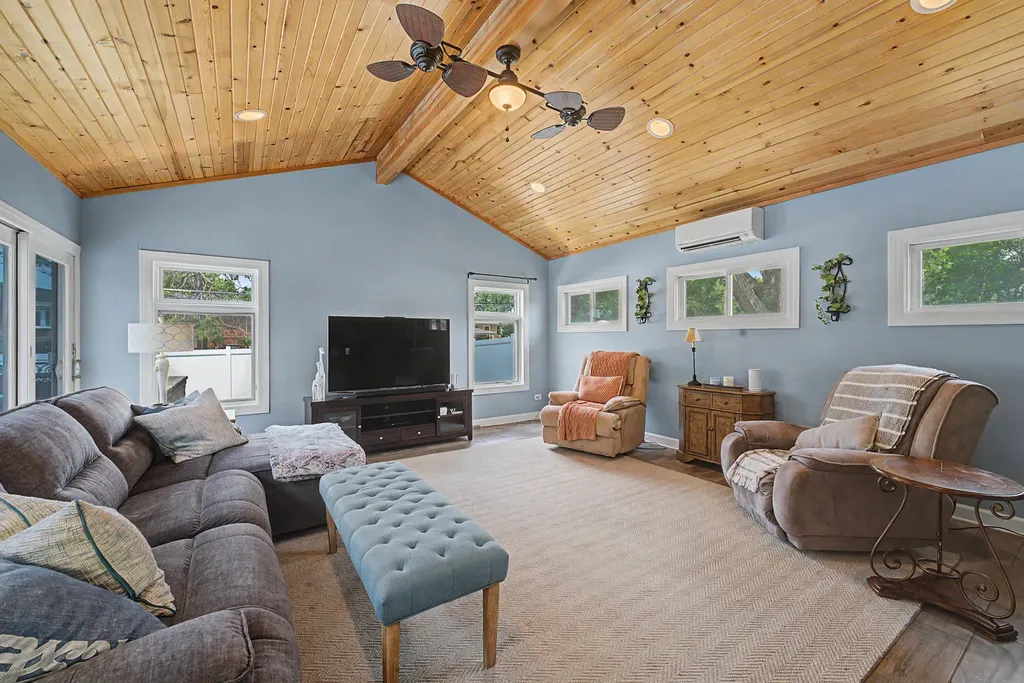 8616 West 144th. Street W Orland Park IL 60462