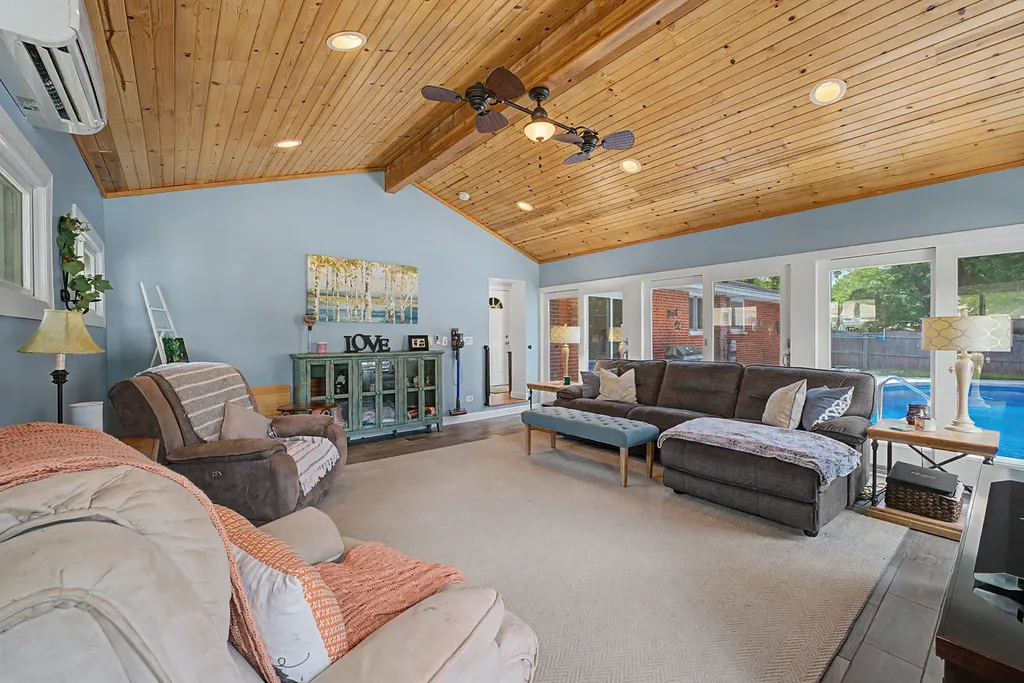 8616 West 144th. Street W Orland Park IL 60462