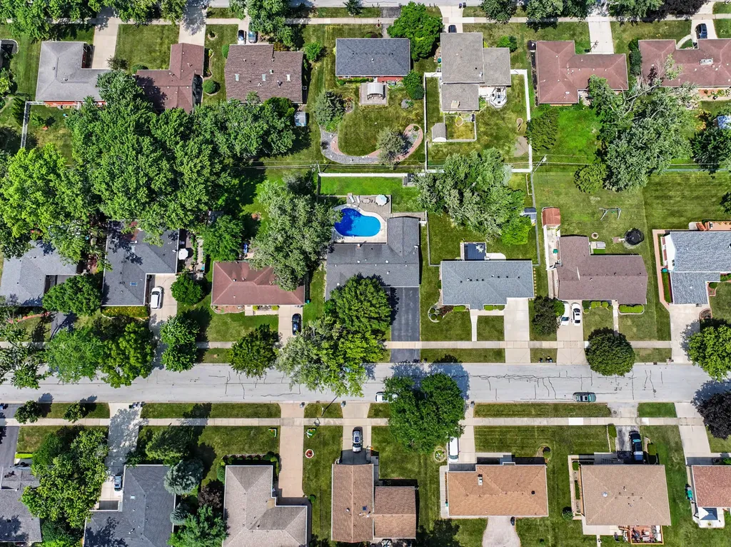 8616 West 144th. Street W Orland Park IL 60462