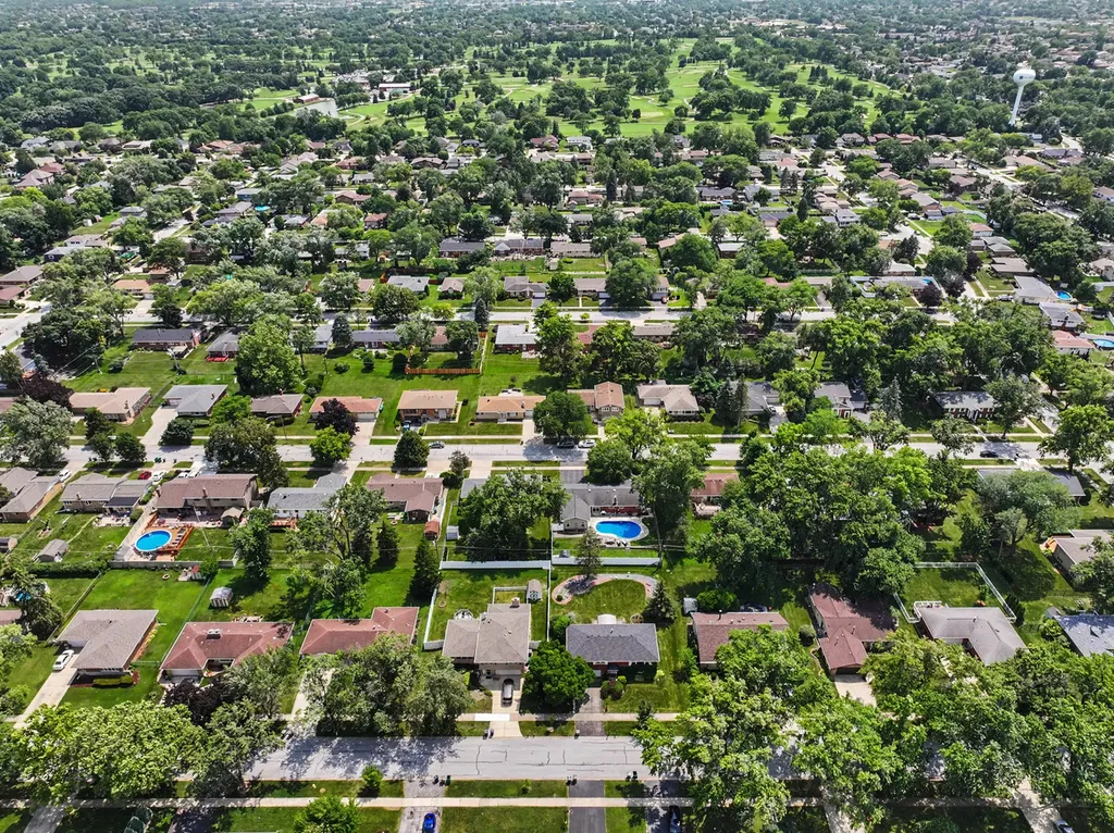 8616 West 144th. Street W Orland Park IL 60462