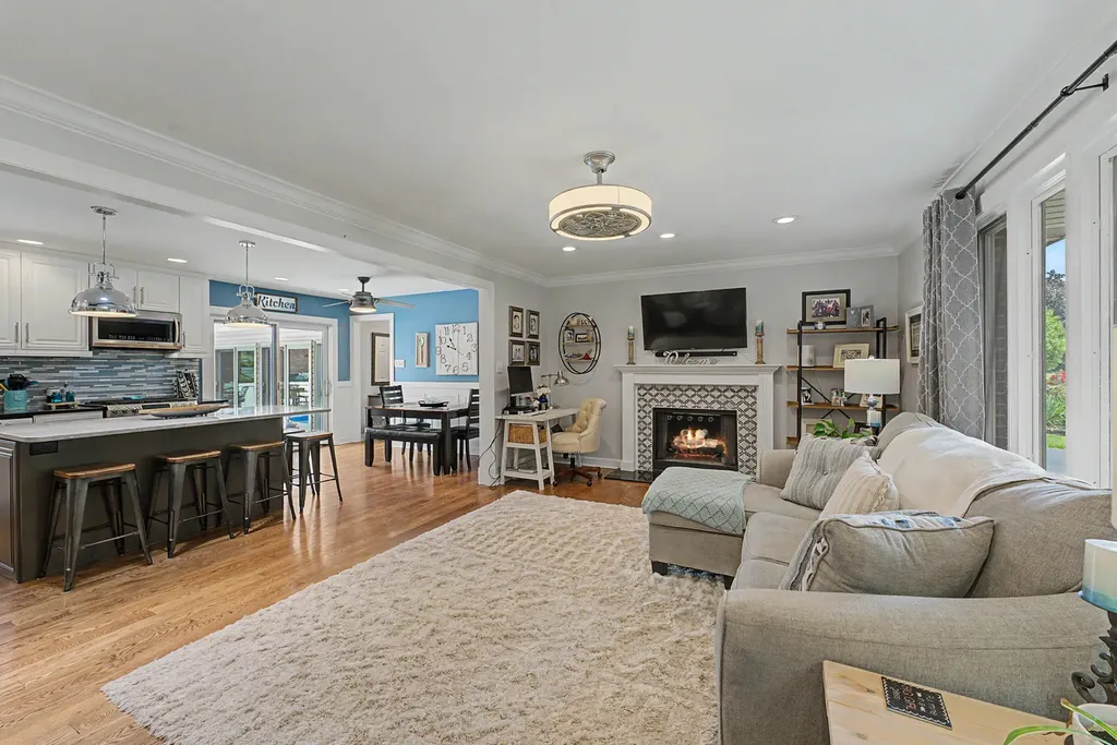 8616 West 144th. Street W Orland Park IL 60462