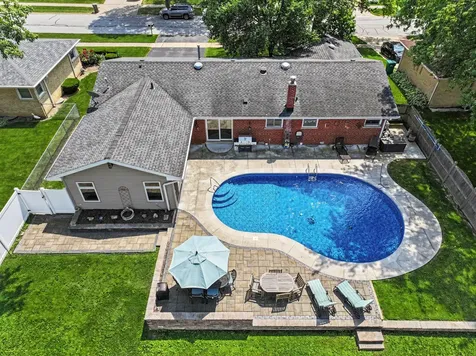 8616 West 144th. Street W Orland Park IL 60462