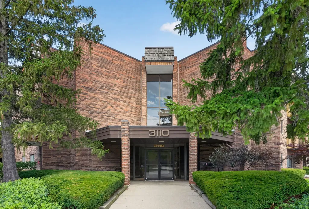 3110 Pheasant Creek Drive Northbrook IL 60062
