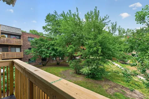 3110 Pheasant Creek Drive Northbrook IL 60062