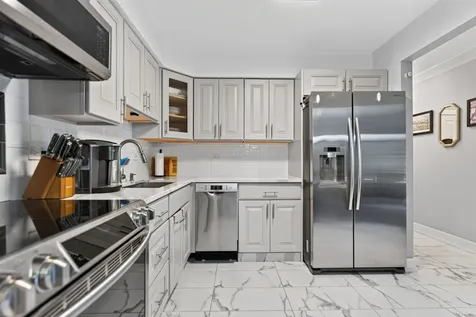 3110 Pheasant Creek Drive Northbrook IL 60062