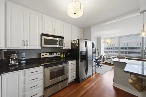 3550 North Lake Shore Drive Chicago IL 60657