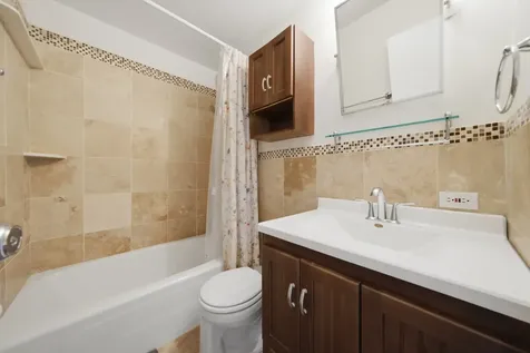 3550 North Lake Shore Drive Chicago IL 60657