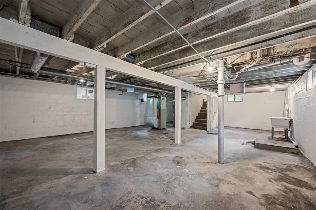 1006 South 4th Street Aurora IL 60505