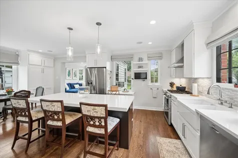 419 Provident Avenue Winnetka IL 60093