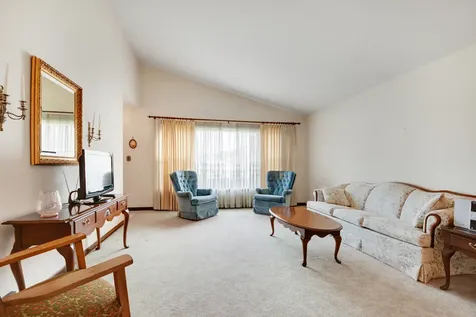 4513 West 102nd Street Oak Lawn IL 60453