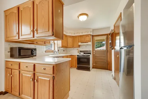 4513 West 102nd Street Oak Lawn IL 60453