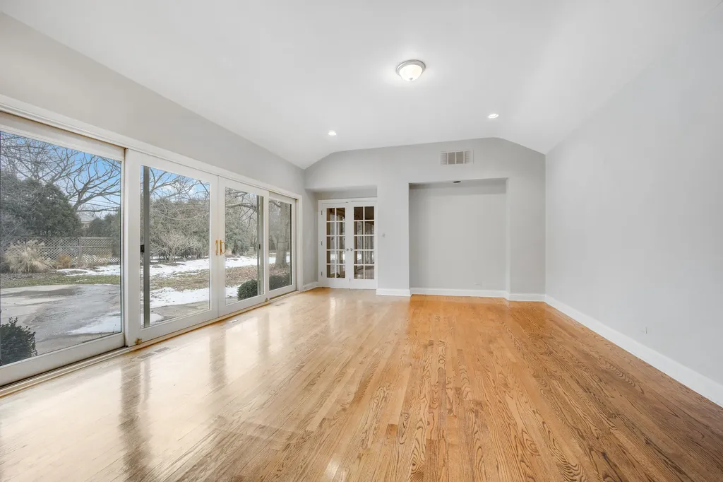 120 East 8th Street Hinsdale IL 60521
