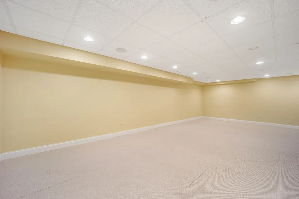 120 East 8th Street Hinsdale IL 60521