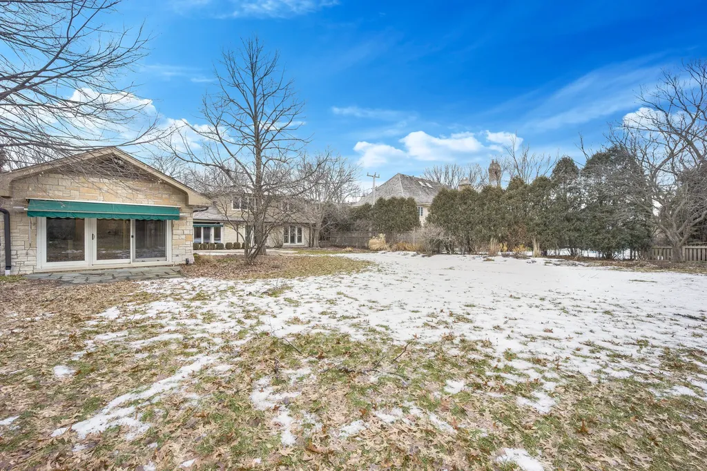 120 East 8th Street Hinsdale IL 60521