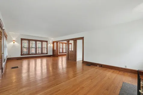 202 East Washington Street Monticello IL 61856