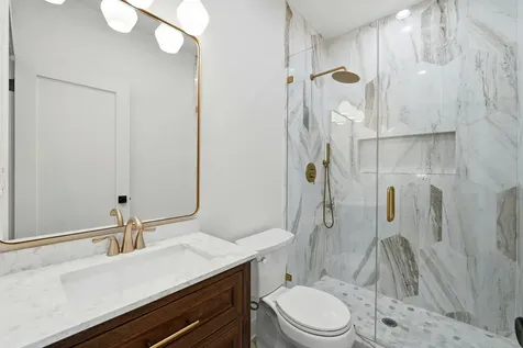 944 Rosemary Terrace Deerfield IL 60015