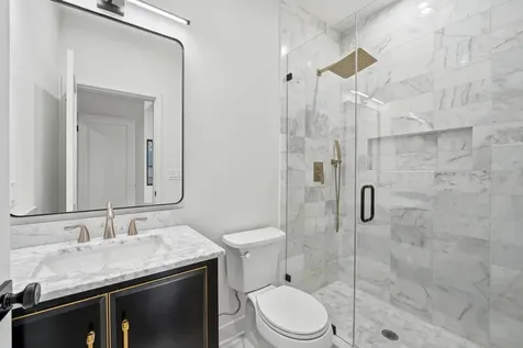 944 Rosemary Terrace Deerfield IL 60015