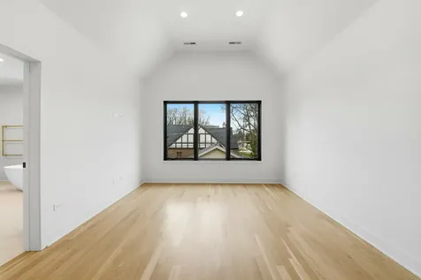 944 Rosemary Terrace Deerfield IL 60015