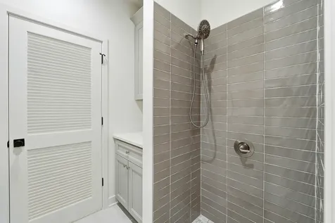 944 Rosemary Terrace Deerfield IL 60015