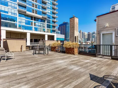 300 West Grand Avenue Chicago IL 60654