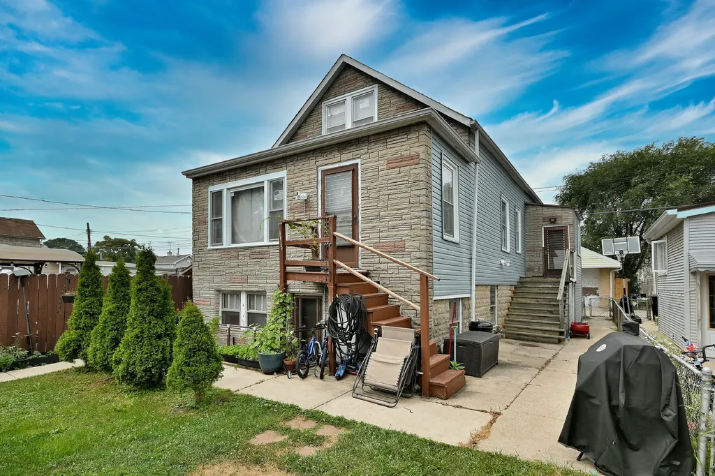 2632 North Moody Avenue Chicago IL 60639