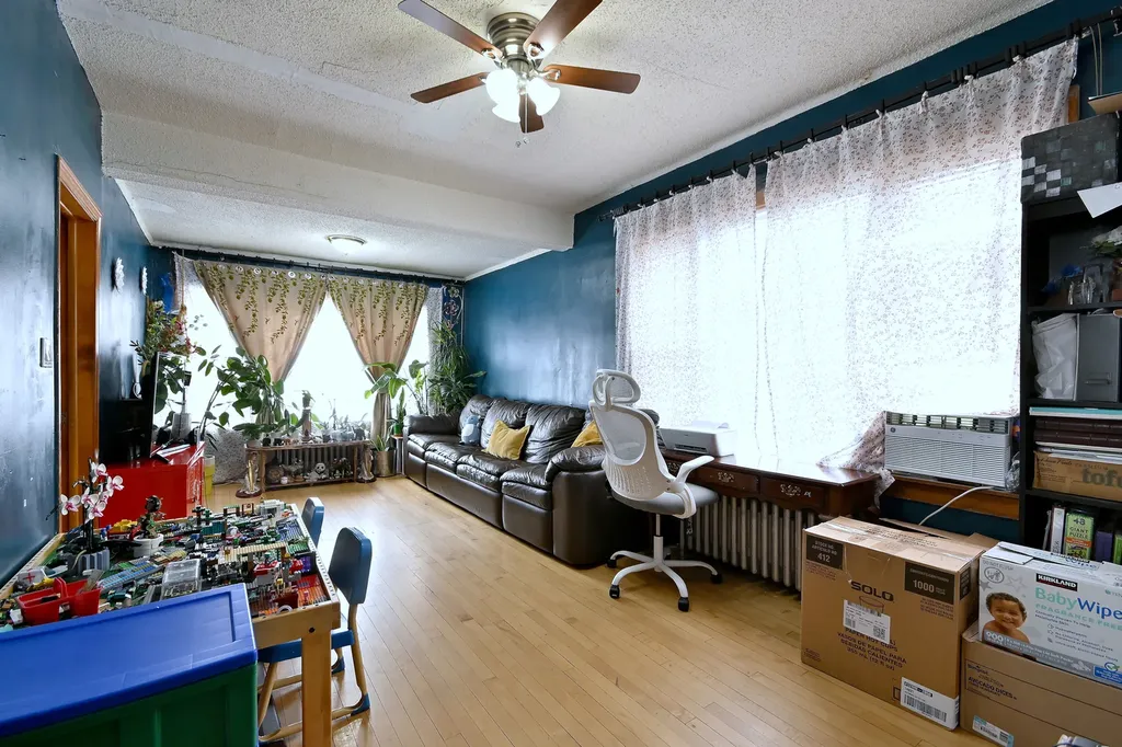 2632 North Moody Avenue Chicago IL 60639