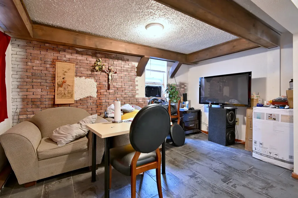 2632 North Moody Avenue Chicago IL 60639