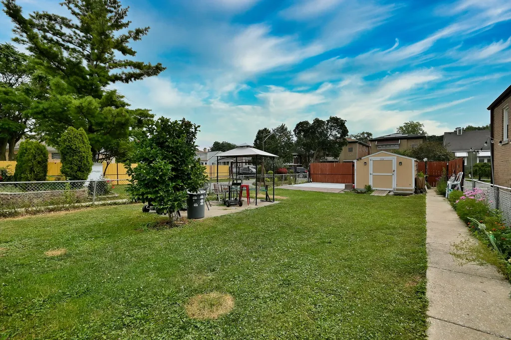 2632 North Moody Avenue Chicago IL 60639