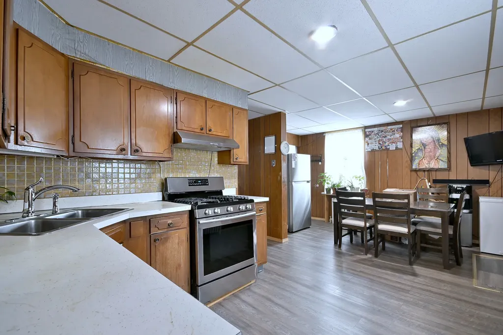 2632 North Moody Avenue Chicago IL 60639