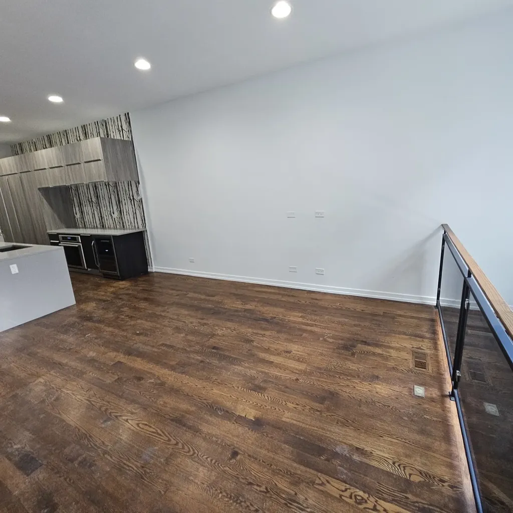 1013 North Honore Street Chicago IL 60622