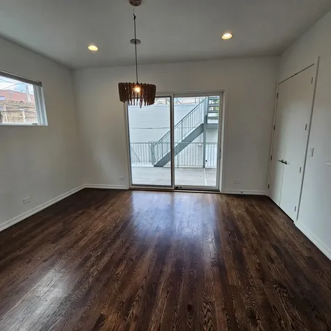 1013 North Honore Street Chicago IL 60622