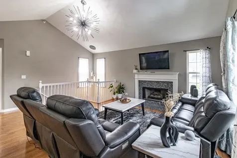 1228 Orleans Drive Mundelein IL 60060