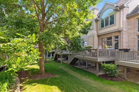 1555 South Paul Le Comte Court Palatine IL 60067