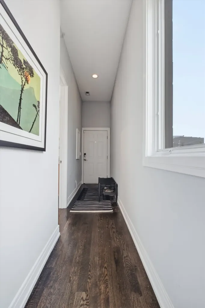 1817 West Iowa Avenue Chicago IL 60622