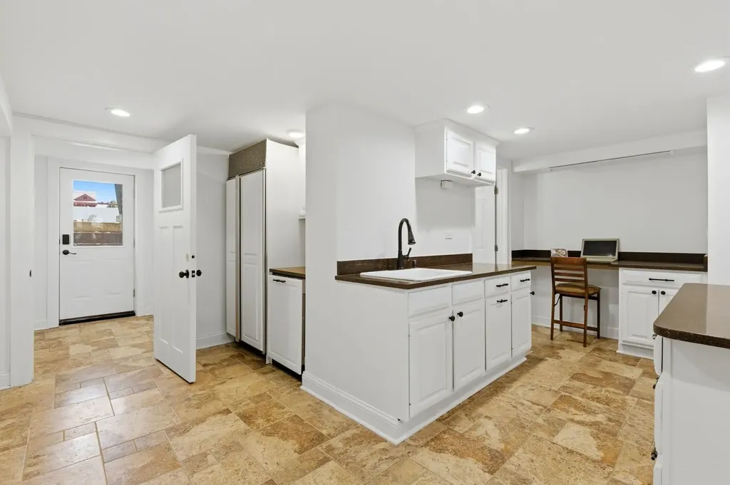 4425 Wilson Avenue Downers Grove IL 60515