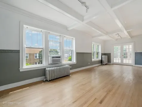 2138 West Cornelia Avenue Chicago IL 60618