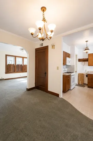 1705 West 2nd Street Dixon IL 61021