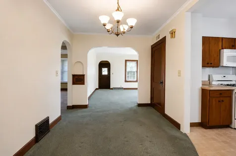 1705 West 2nd Street Dixon IL 61021