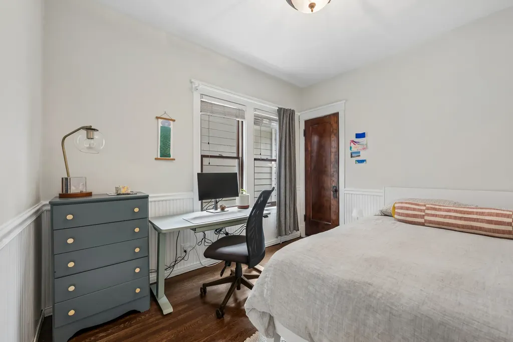 5227 West Berteau Avenue Chicago IL 60641